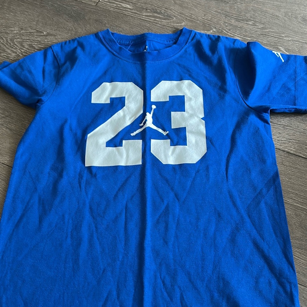 Boys Jordan size large 14 Tshirt. Blue and white